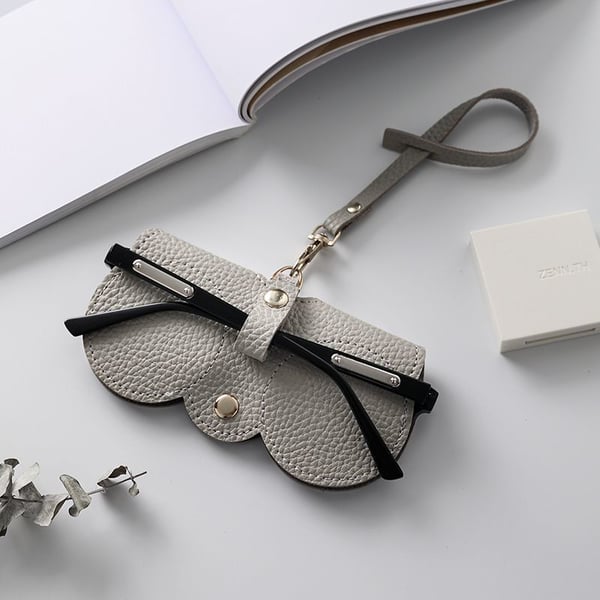 ✨Soft Leather Sunglasses Bag👓️