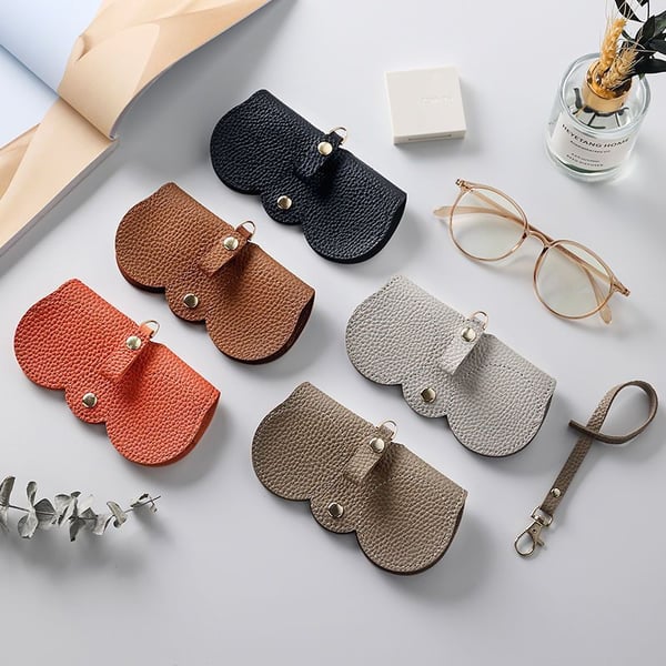✨Soft Leather Sunglasses Bag👓️